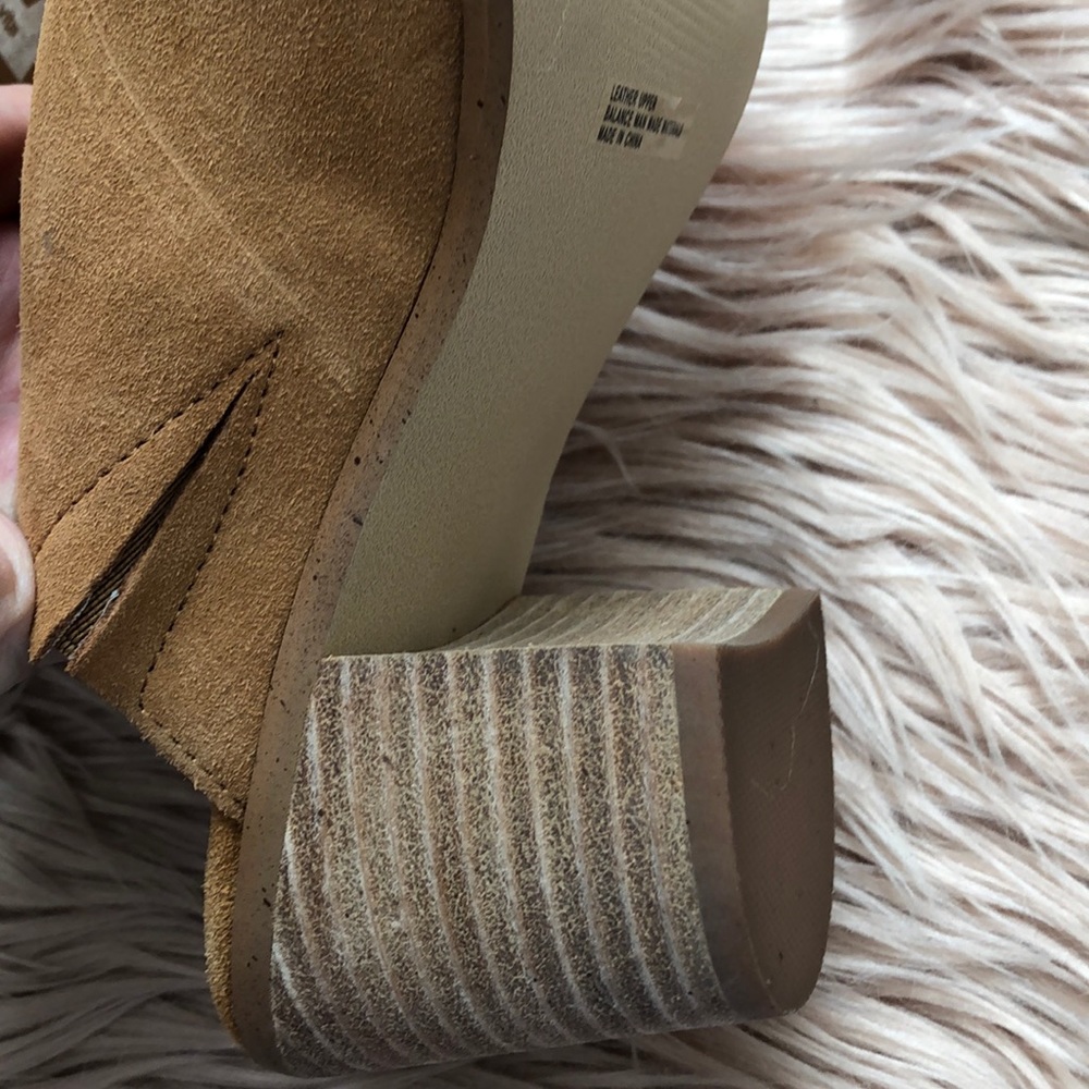 DV DOLCE VITA Pointed Toe Block Heel Mule - Picture 4 of 7